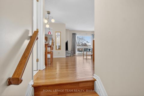 Photo 3 at 48 JACKMAN Terrace, Katimavik, Kanata