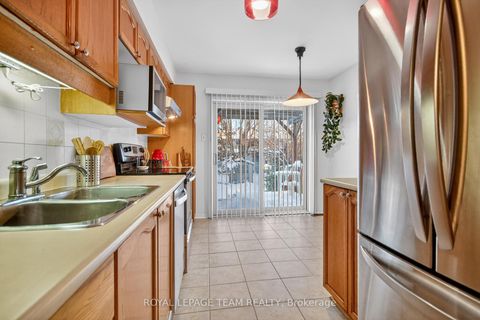 Photo 16 at 48 JACKMAN Terrace, Katimavik, Kanata