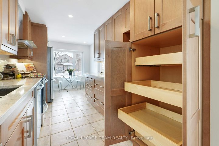 Photo 11 at 49 Vesta Street, Nepean (Cedargrove/Fraserdale), Ottawa
