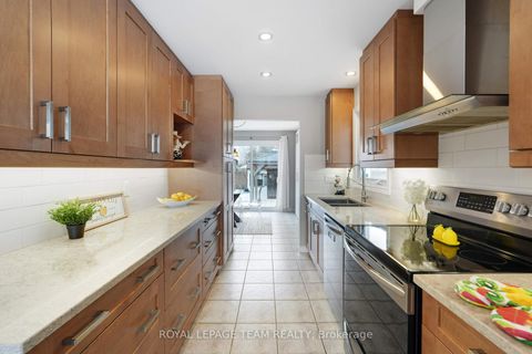 Photo 12 at 49 Vesta Street, Nepean (Cedargrove/Fraserdale), Ottawa