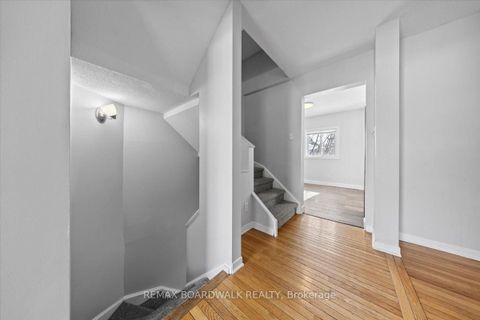 Photo 9 at 1513 Thurlow Street, Fallingbrook/Ridgemount, Orleans