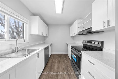 Photo 15 at 1513 Thurlow Street, Fallingbrook/Ridgemount, Orleans