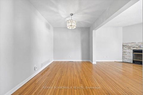 Photo 21 at 1513 Thurlow Street, Fallingbrook/Ridgemount, Orleans