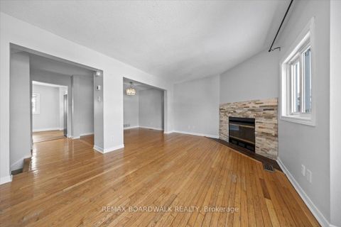 Photo 23 at 1513 Thurlow Street, Fallingbrook/Ridgemount, Orleans