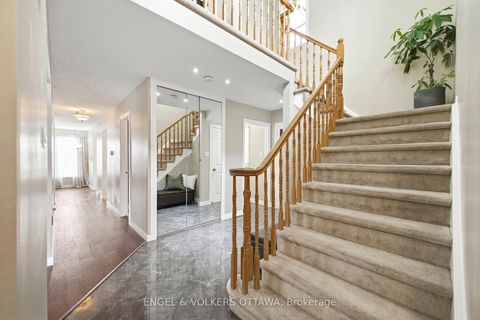 Photo 2 at 14 Gamma Court, Nepean (Heritage Park), Ottawa