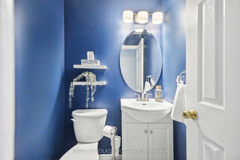 Photo 7 at 14 Gamma Court, Nepean (Heritage Park), Ottawa