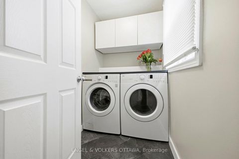 Photo 21 at 14 Gamma Court, Nepean (Heritage Park), Ottawa