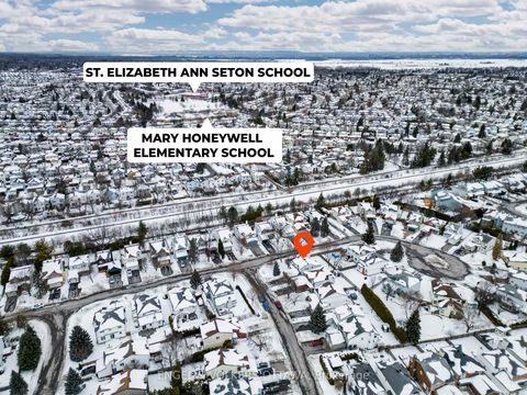 Photo 30 at 14 Gamma Court, Nepean (Heritage Park), Ottawa