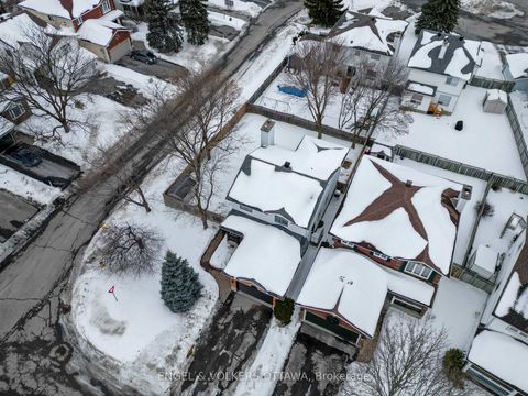 Photo 34 at 14 Gamma Court, Nepean (Heritage Park), Ottawa