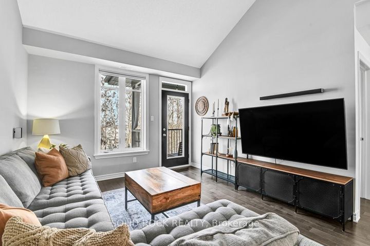 Photo 6 at G - 19 Tadley Private, Nepean (Longfields), Ottawa