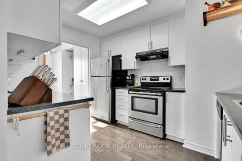 Photo 14 at G - 19 Tadley Private, Nepean (Longfields), Ottawa