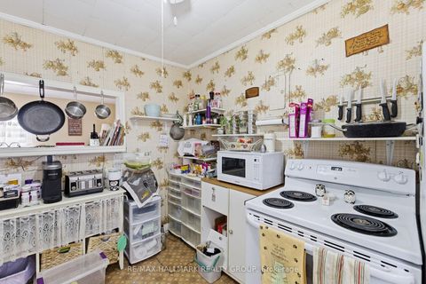 Photo 12 at 229 Gore Street E, Perth