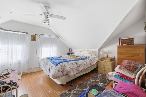 Photo 16 at 229 Gore Street E, Perth