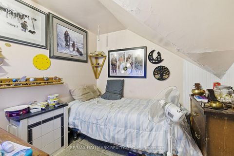 Photo 19 at 229 Gore Street E, Perth