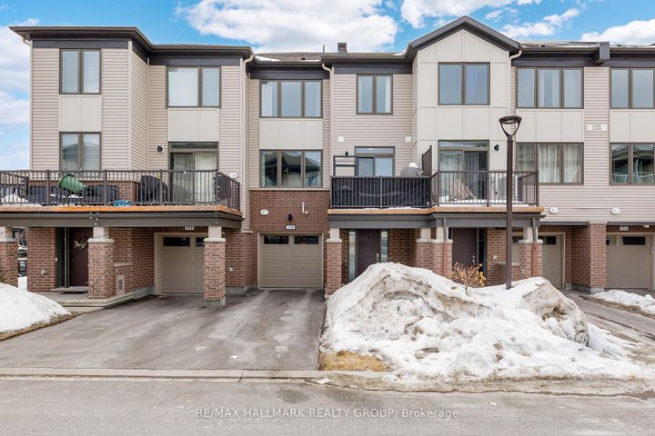 Photo 0 at 738 Chromite Private, Nepean (Heritage Park), Ottawa