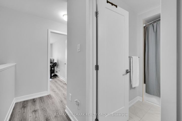 Photo 20 at 738 Chromite Private, Nepean (Heritage Park), Ottawa