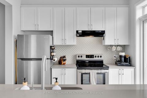 Photo 6 at 738 Chromite Private, Nepean (Heritage Park), Ottawa