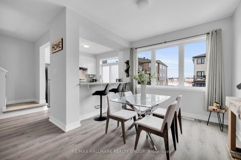 Photo 13 at 738 Chromite Private, Nepean (Heritage Park), Ottawa