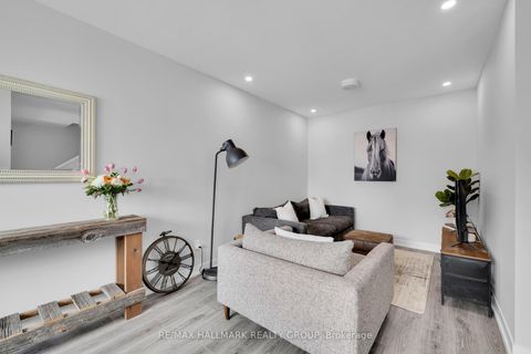 Photo 15 at 738 Chromite Private, Nepean (Heritage Park), Ottawa