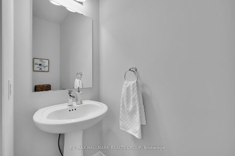 Photo 18 at 738 Chromite Private, Nepean (Heritage Park), Ottawa