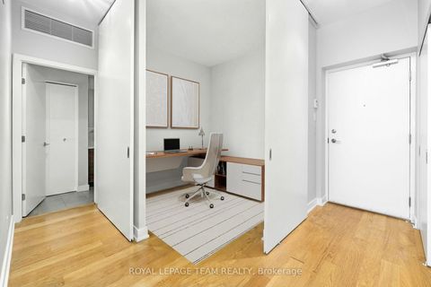 Photo 3 at 318 - 354 Gladstone Avenue, Ottawa Centre