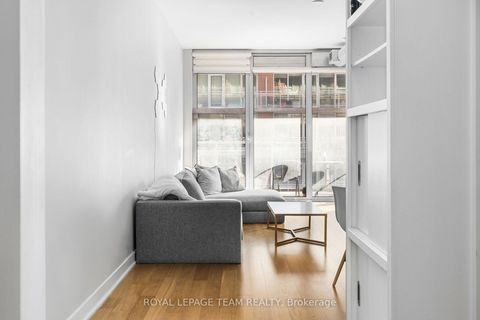 Photo 4 at 318 - 354 Gladstone Avenue, Ottawa Centre