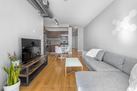 Photo 11 at 318 - 354 Gladstone Avenue, Ottawa Centre