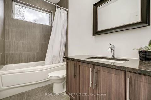 Photo 4 at 6237 Perth Street, Richmond, Stittsville
