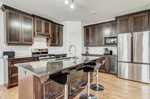 Photo 20 at 6237 Perth Street, Richmond, Stittsville
