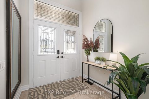 Photo 2 at 386 Andalusian Crescent, Emerald Meadows/Trailwest, Kanata