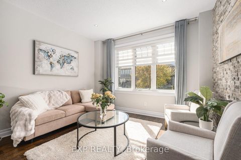 Photo 5 at 386 Andalusian Crescent, Emerald Meadows/Trailwest, Kanata