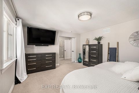 Photo 17 at 386 Andalusian Crescent, Emerald Meadows/Trailwest, Kanata