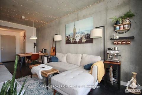 Photo 5 at 815 - 224 Lyon Street N, Ottawa Centre