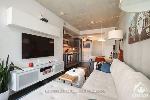 Photo 9 at 815 - 224 Lyon Street N, Ottawa Centre