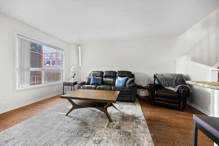 Photo 7 at 783 Cobble Hill Drive, Nepean (Cedargrove/Fraserdale), Ottawa