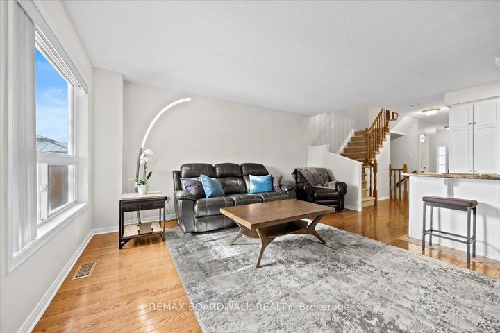 Photo 8 at 783 Cobble Hill Drive, Nepean (Cedargrove/Fraserdale), Ottawa