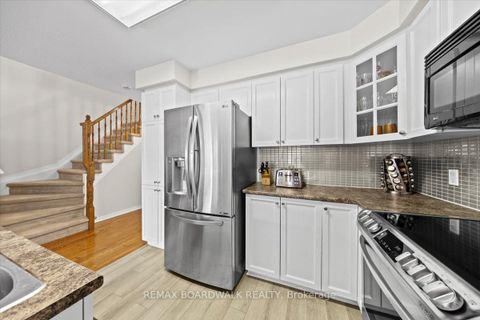 Photo 18 at 783 Cobble Hill Drive, Nepean (Cedargrove/Fraserdale), Ottawa