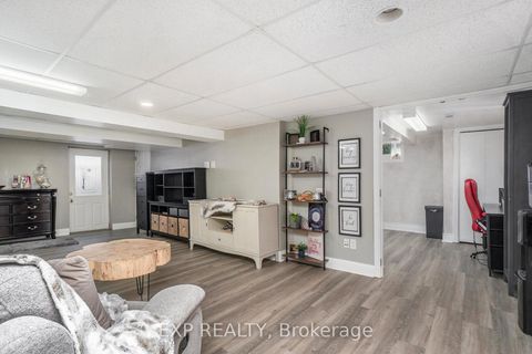 Photo 13 at 2147 Mer Bleue Road, Avalon West, Orleans