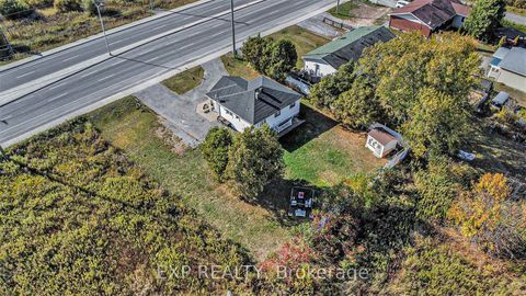 Photo 21 at 2147 Mer Bleue Road, Avalon West, Orleans