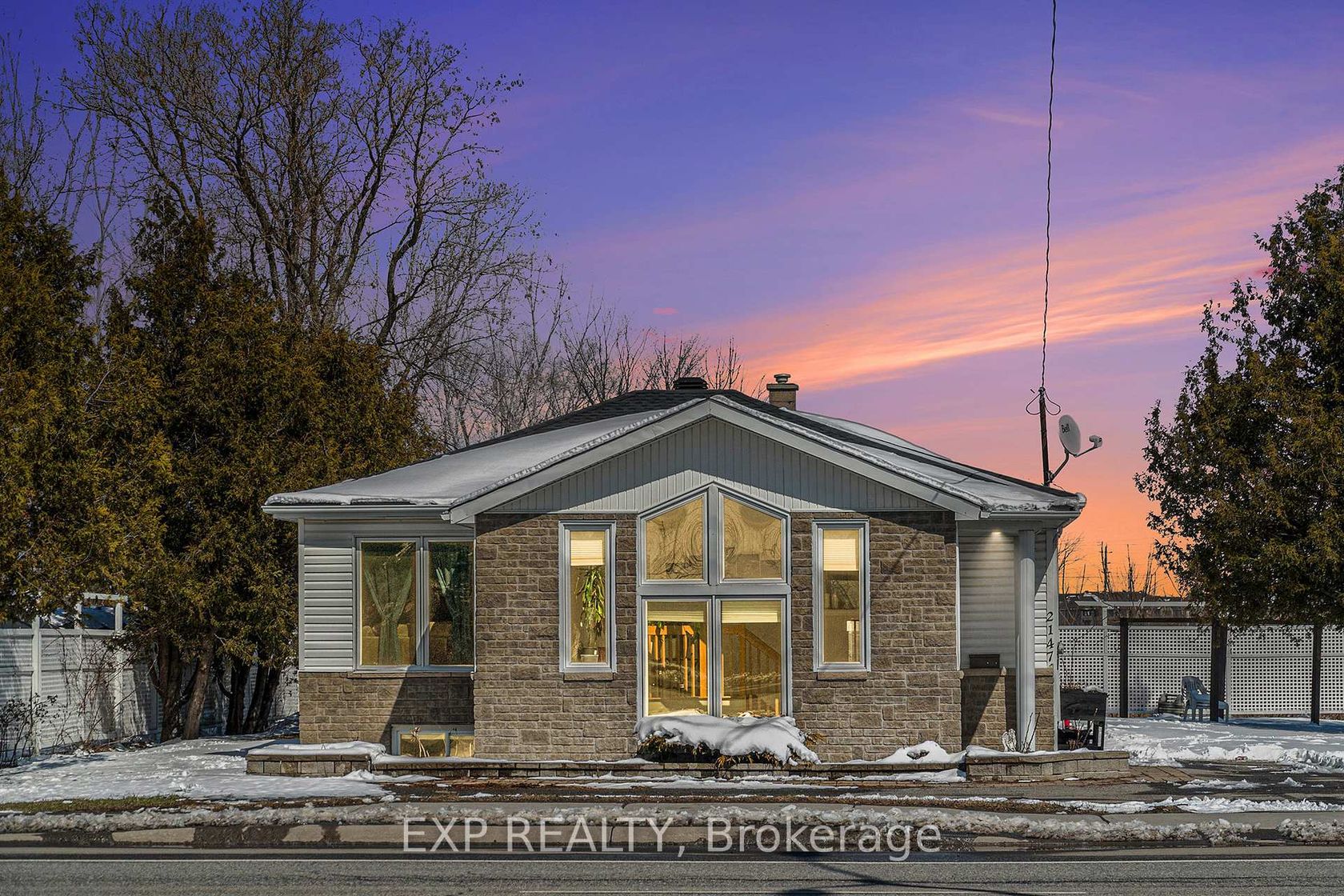 2147 Mer Bleue Road, Avalon West, Orleans 2