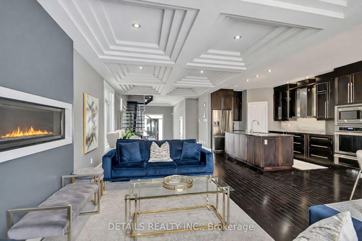 Photo 11 at 71 Eleanor Drive, Nepean (City View/Skyline/Fisher Heights/Parkwood Hills), Ottawa