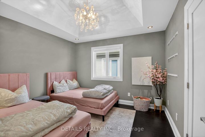 Photo 22 at 71 Eleanor Drive, Nepean (City View/Skyline/Fisher Heights/Parkwood Hills), Ottawa