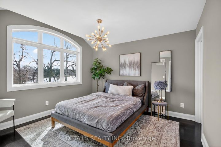 Photo 23 at 71 Eleanor Drive, Nepean (City View/Skyline/Fisher Heights/Parkwood Hills), Ottawa