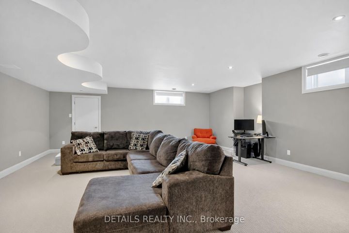 Photo 27 at 71 Eleanor Drive, Nepean (City View/Skyline/Fisher Heights/Parkwood Hills), Ottawa