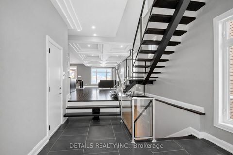 Photo 3 at 71 Eleanor Drive, Nepean (City View/Skyline/Fisher Heights/Parkwood Hills), Ottawa