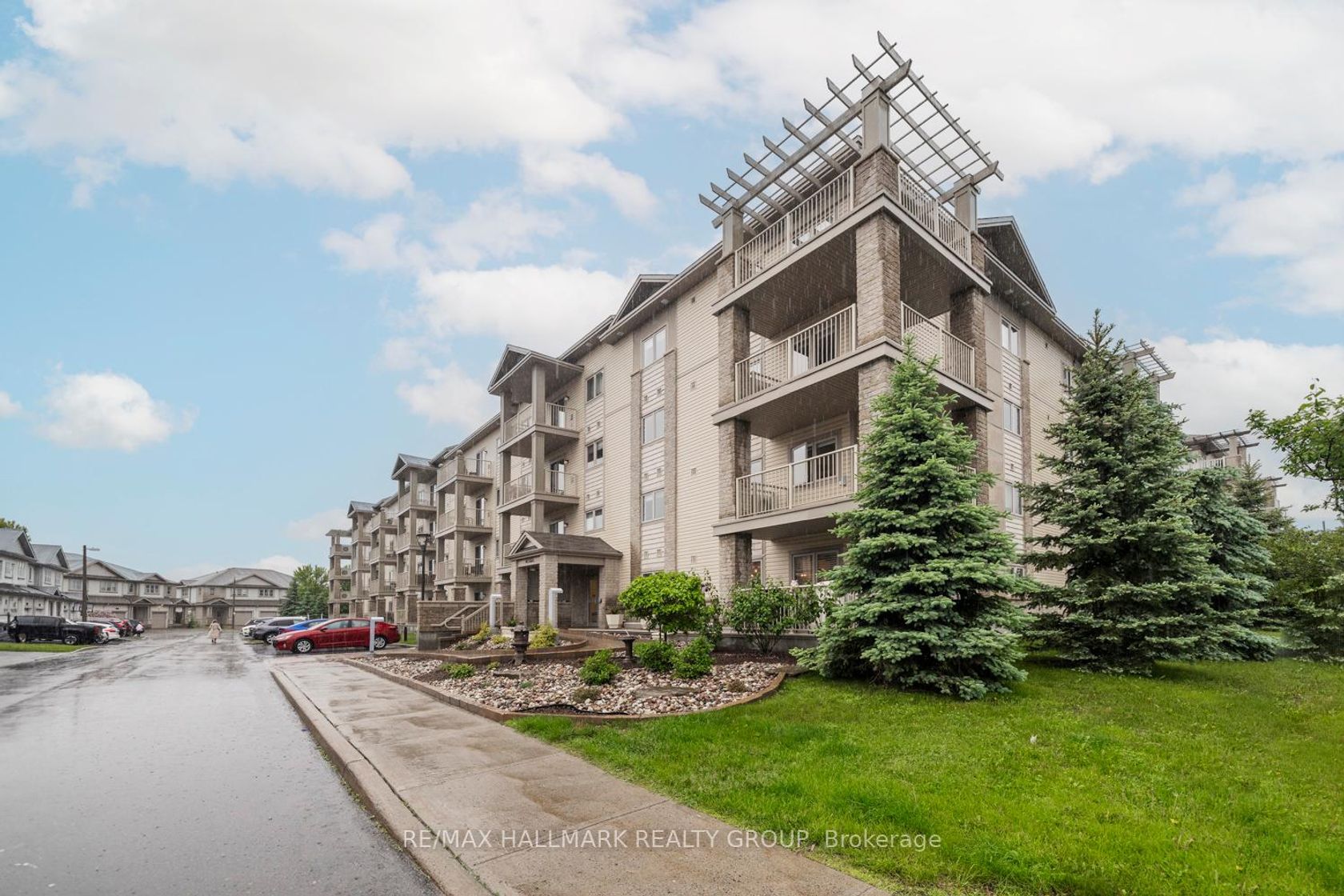 309 - 141 Potts Private, Notting Hill/Summerside, Orleans 2