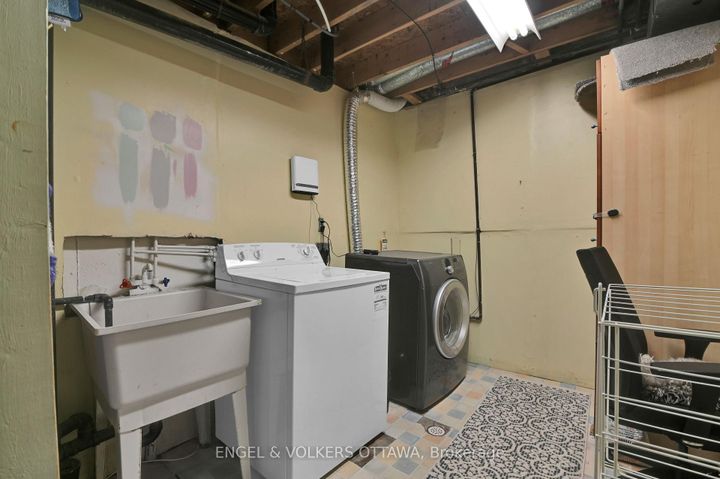 Photo 29 at 66 Hummingbird Crescent, Nepean (Cedargrove/Fraserdale), Ottawa