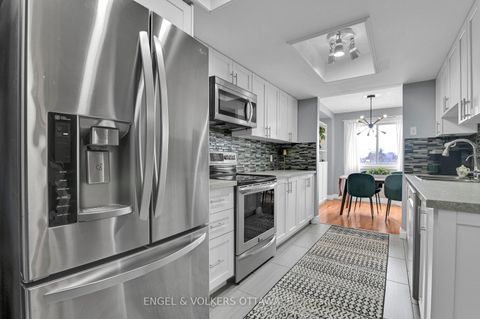 Photo 7 at 66 Hummingbird Crescent, Nepean (Cedargrove/Fraserdale), Ottawa