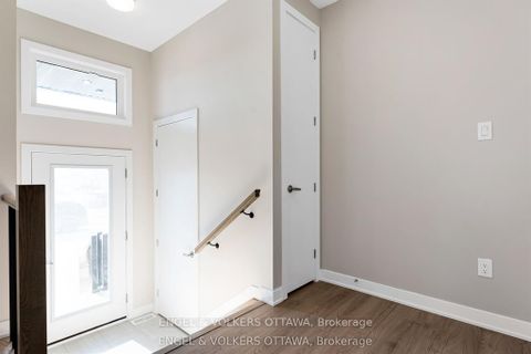 Photo 2 at 328 Catsfoot Walk, Nepean (Half Moon Bay), Ottawa