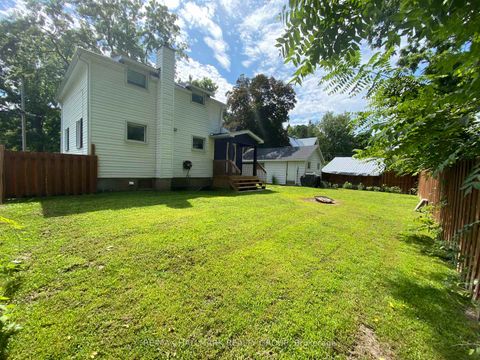 Photo 5 at 2545 MARKET Street, Cumberland Village, Orleans